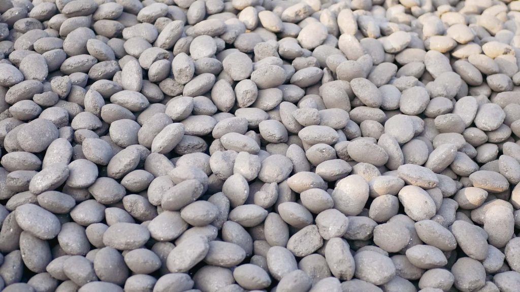 NEWBURN SMOKELESS COAL BRIQUETTE